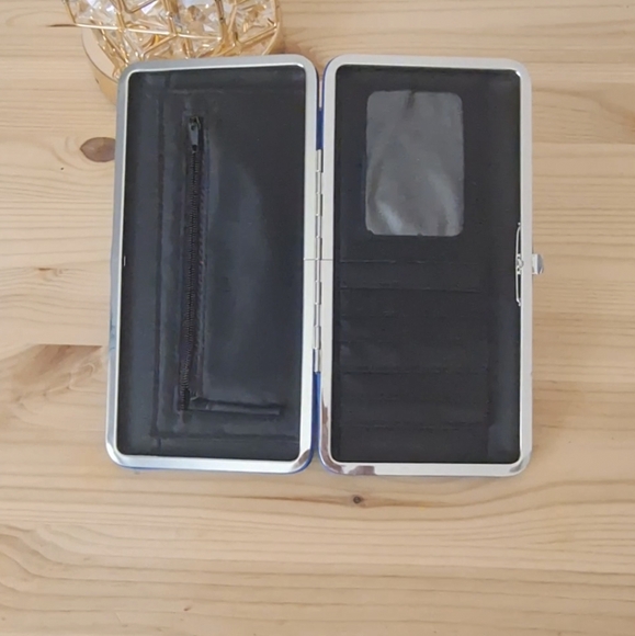 UF  Clutch🧡💙 - Picture 4 of 7